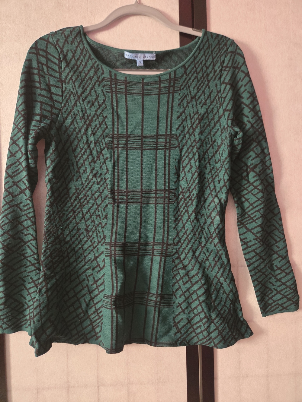 ANTONIO MELANI Green and Black Patterned Long Sleeve Top